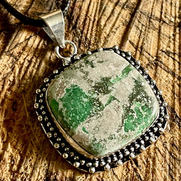 Teal Green Variscite- Utahlite Pendant 1 1/2" - Picture 9 of 9